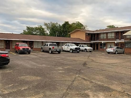 Dollar Save Inn - last minute hotel in Magnolia