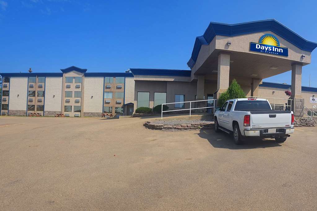 Days Inn by Wyndham Drayton Valley — hotel in Drayton Valley