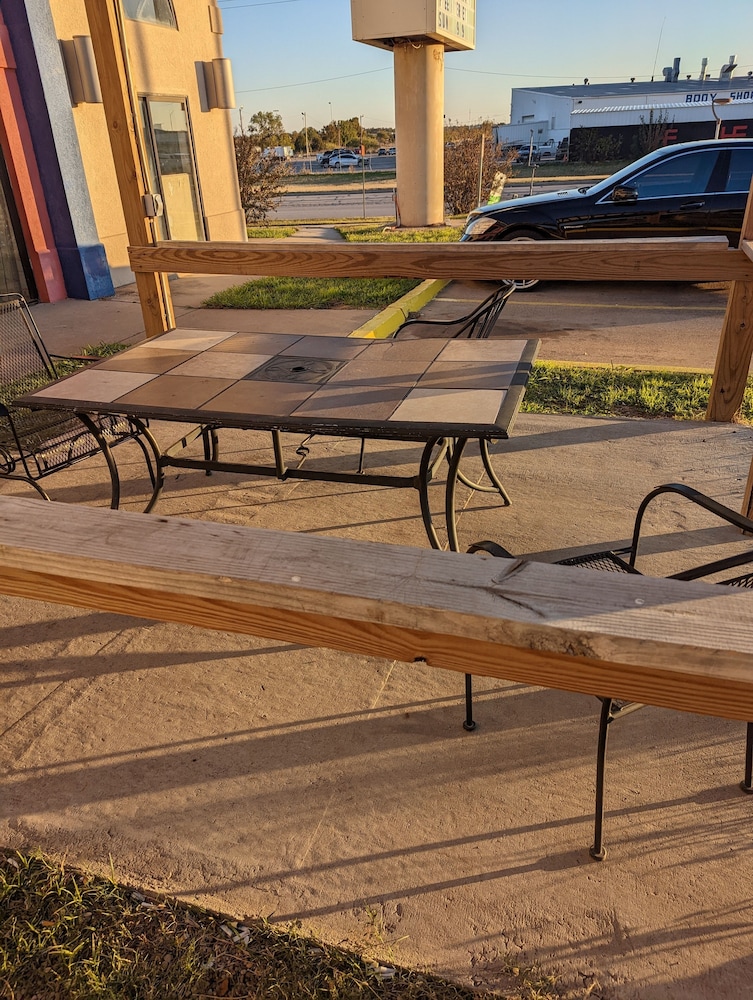 Executive Inn and Suites Wichita Falls - photo 42