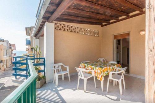 Appartamento Ulisse — 4-Star Luxury Hotel in Santa Croce Camerina, Italy