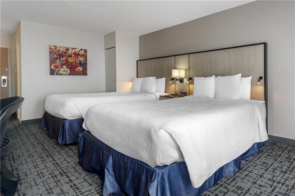 Best Western Hotel Brossard — Brossard — photo 3