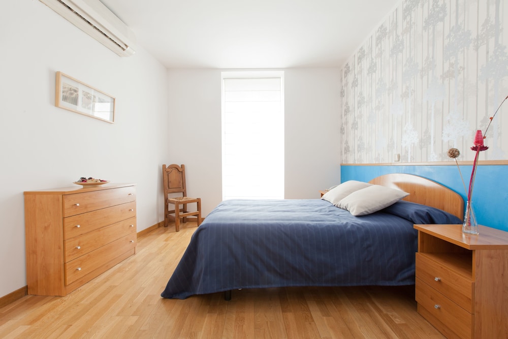 Hostal Montaloya Madrid hotel