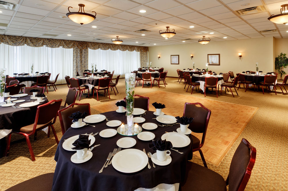 Holiday Inn Buffalo Amherst - photo 29