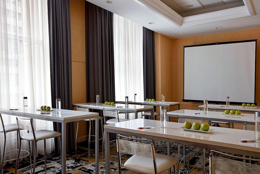 New York Marriott at the Brooklyn Bridge - photo 65