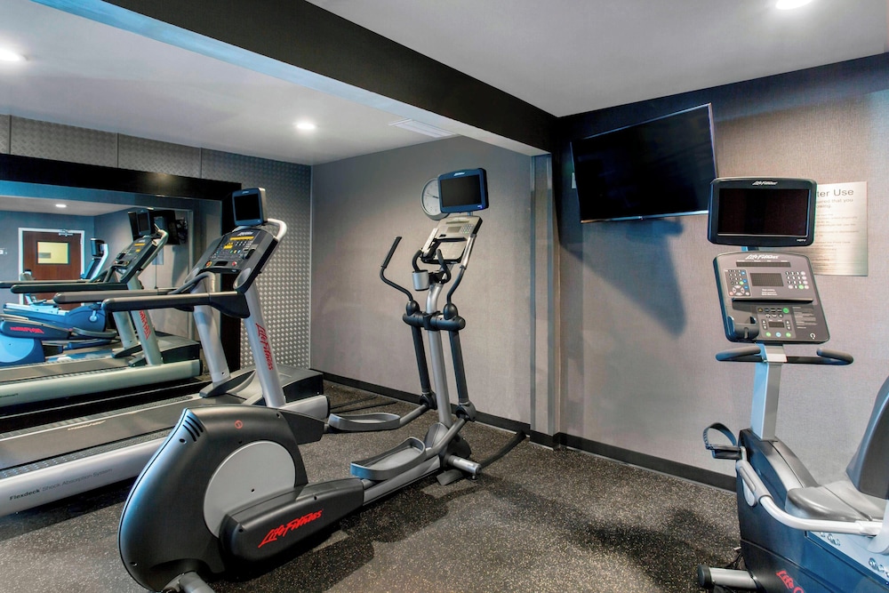 Fairfield Inn & Suites by Marriott Santa Fe - photo 20