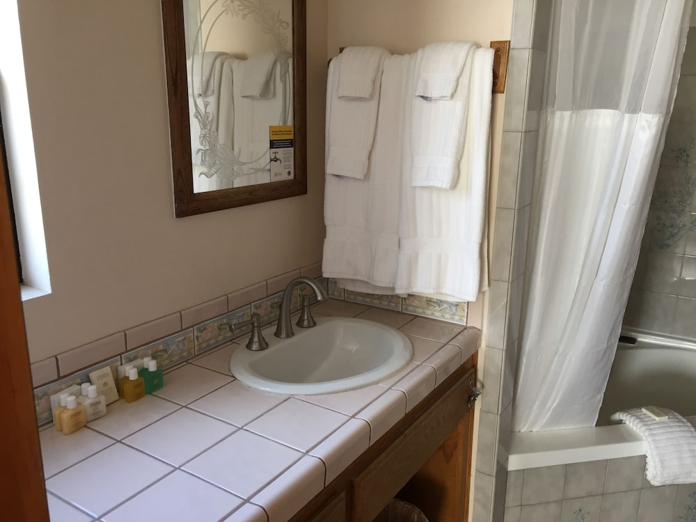 Seacrest Inn - photo 45