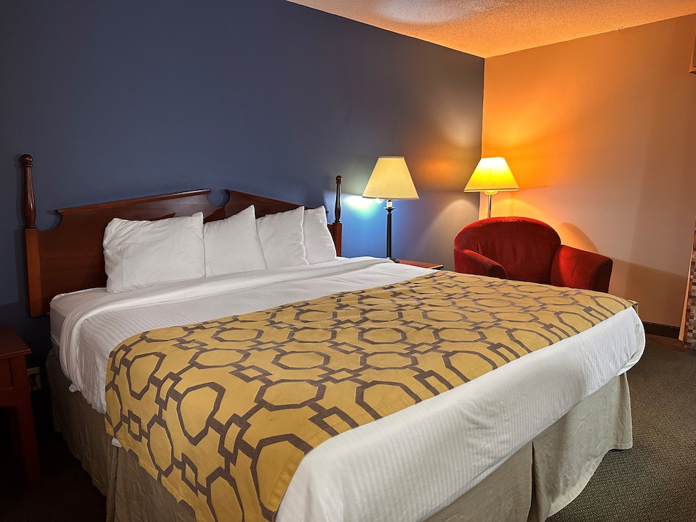 Baymont by Wyndham Corydon - photo 11