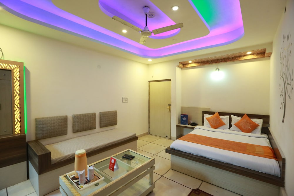 Oyo 5688 Hotel Gagan Eco — hotel near Kanpur Airport