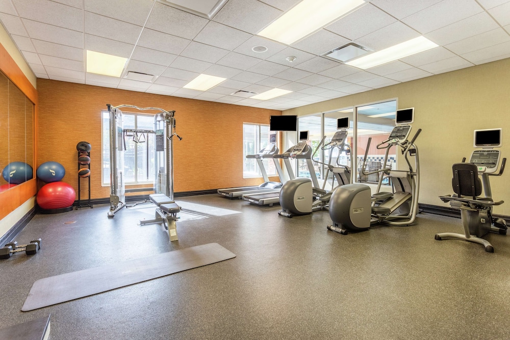 Hilton Garden Inn Chicago Tinley Park - photo 33