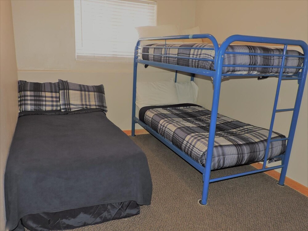 Pinewoods Resort - photo 4