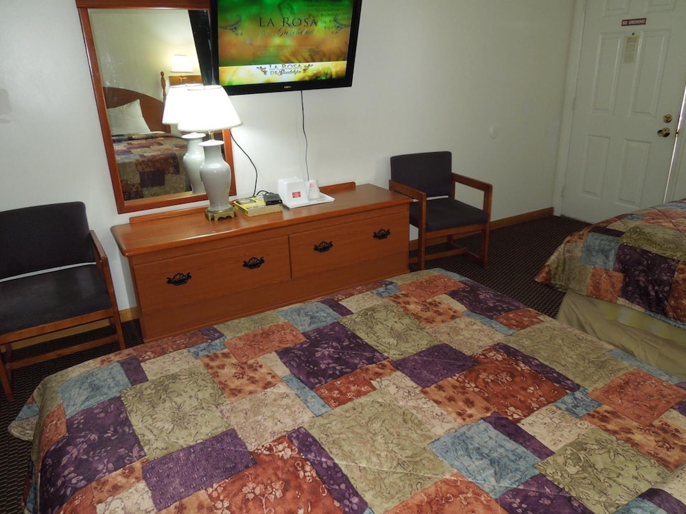 Red Carpet Inn Ronks - photo 15