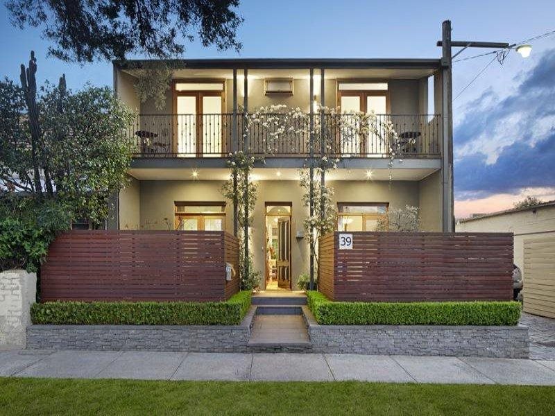 Prahran Village Guest House — 4-Star Luxury Hotel in Prahran, Australia