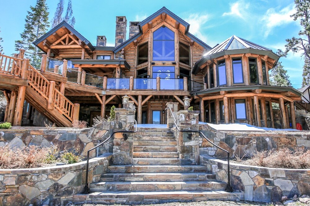 Quiet Bay Landing in Big Bear Lake, United States