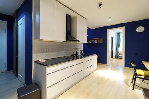 Stylish 2BR Apt in Vake Central Tbilisi By Wehost