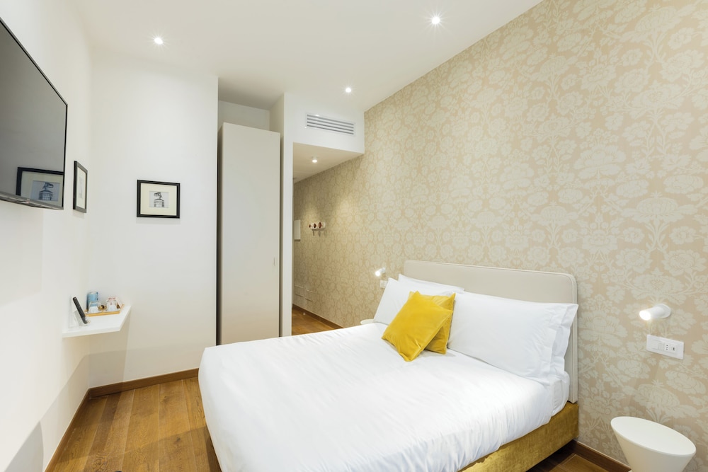 Amabilia Florence — 4-Star Luxury Hotel in Florence, Italy