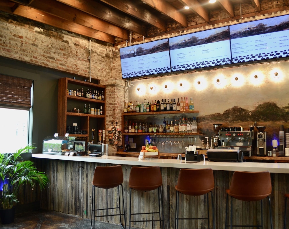Marsh Hotel - photo 22