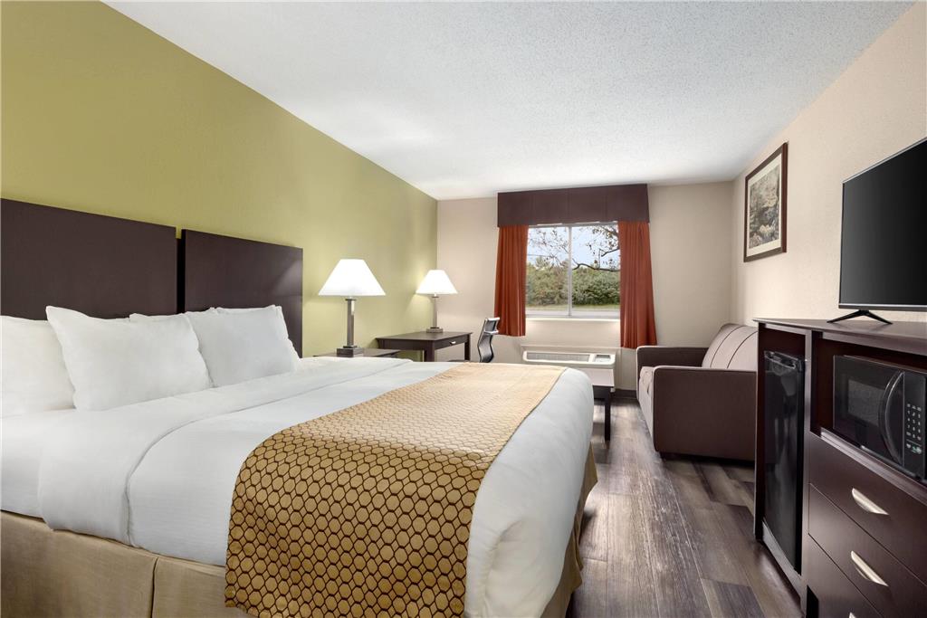 Baymont by Wyndham Monroe - photo 6