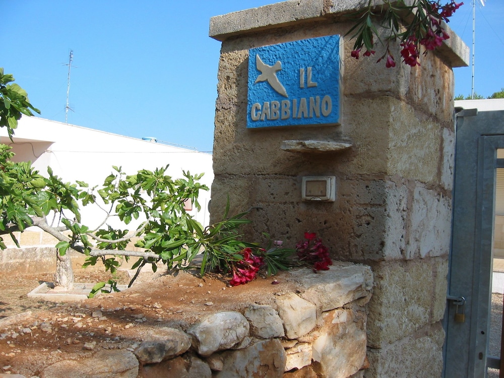 Il Gabbiano — hotel in Racale