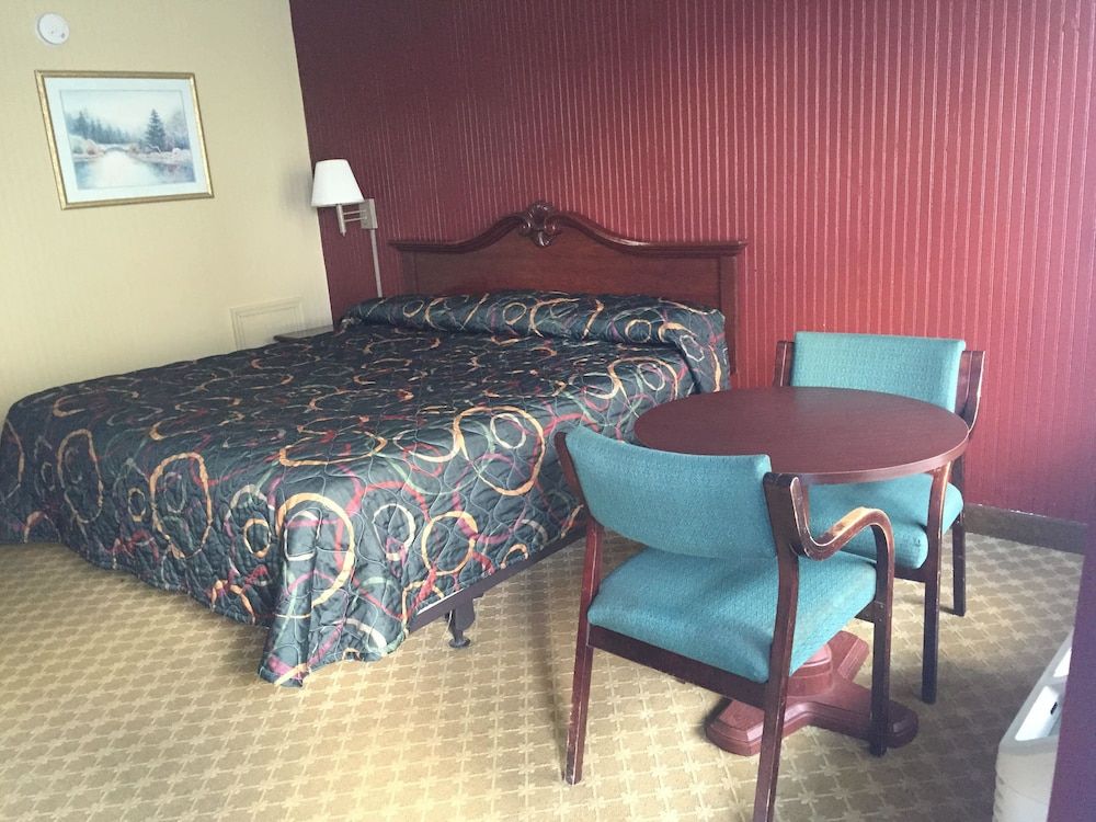 Alcoa Inn - photo 11