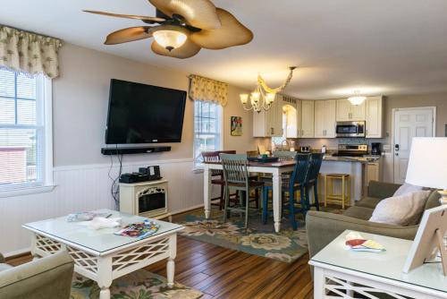 1 4 Us by Oak Island Accommodations - photo 31