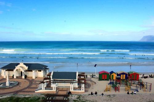 Surfers Empire Penthouse