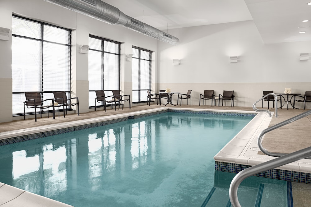 Hyatt Place Pittsburgh North Shore - photo 14