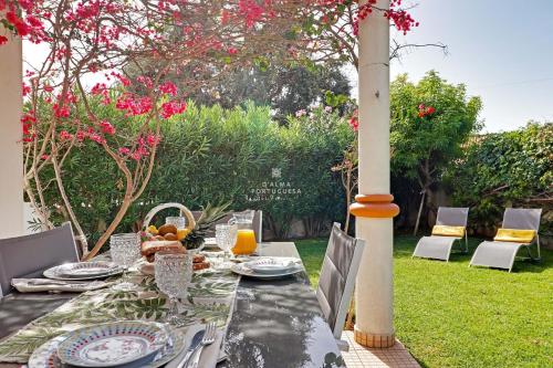 Villa Acoteias By Dalma Portuguesa — 4-Star Luxury Hotel in Olhos De Agua, Portugal