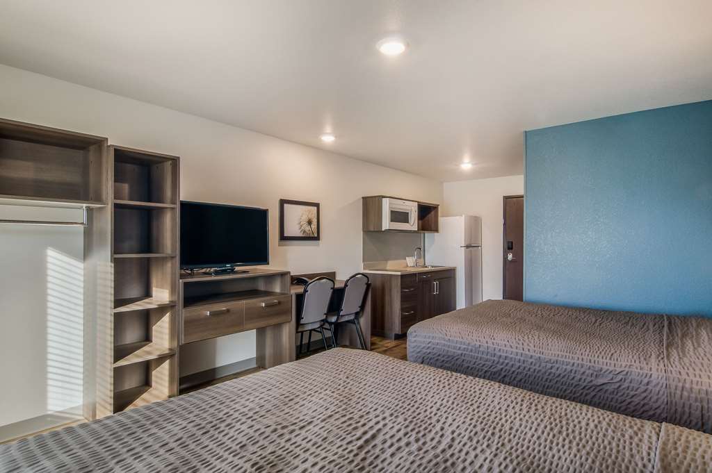 WoodSpring Suites Broomfield Westminster - photo 16