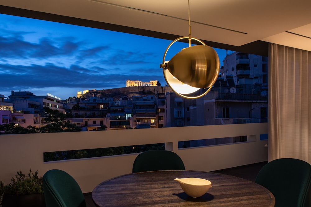 Urban Stripes Athens — 4-Star Luxury Hotel in Athens, Greece