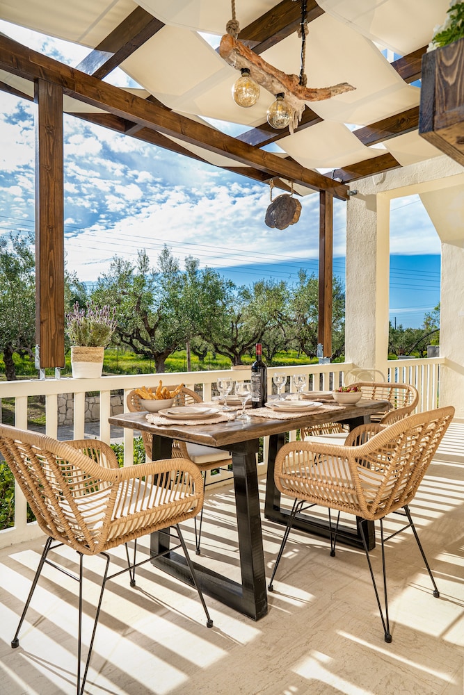 Aggeliki Studios — 4-Star Luxury Hotel in Zakynthos, Greece