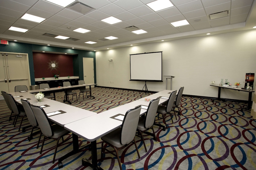 Hampton Inn & Suites Missouri City TX - photo 42