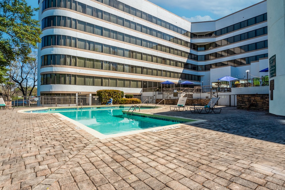DoubleTree by Hilton South Charlotte Tyvola - photo 28