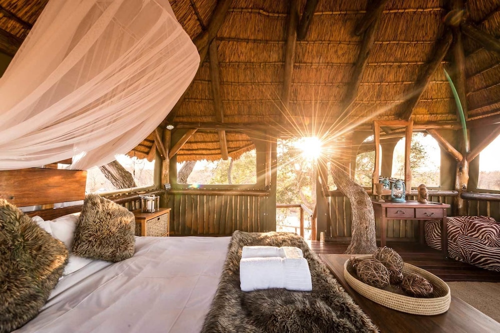 Bushwa Game Lodge — 4-Star Luxury Hotel in Thabazimbi, South Africa