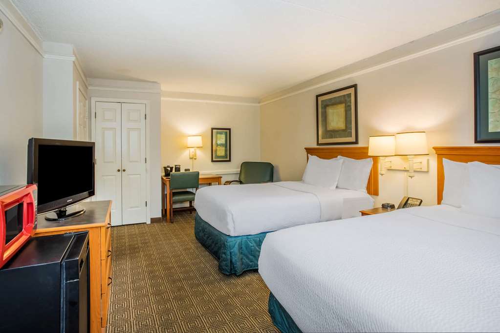 La Quinta Inn by Wyndham Tallahassee North - photo 38