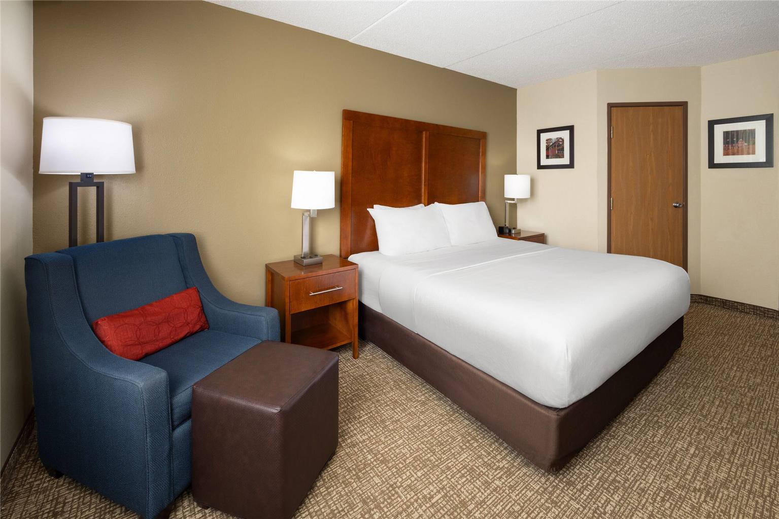 Wingate by Wyndham Pittsburgh New Stanton - photo 10