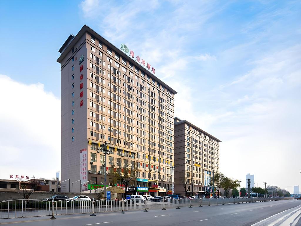 Vienna Hotel Shaanxi Weinan Shengli Street Railway Station in Weinan, People's Republic of China