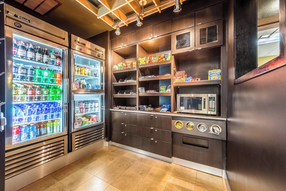 Courtyard by Marriott Dallas DFW Airport South Irving - photo 17