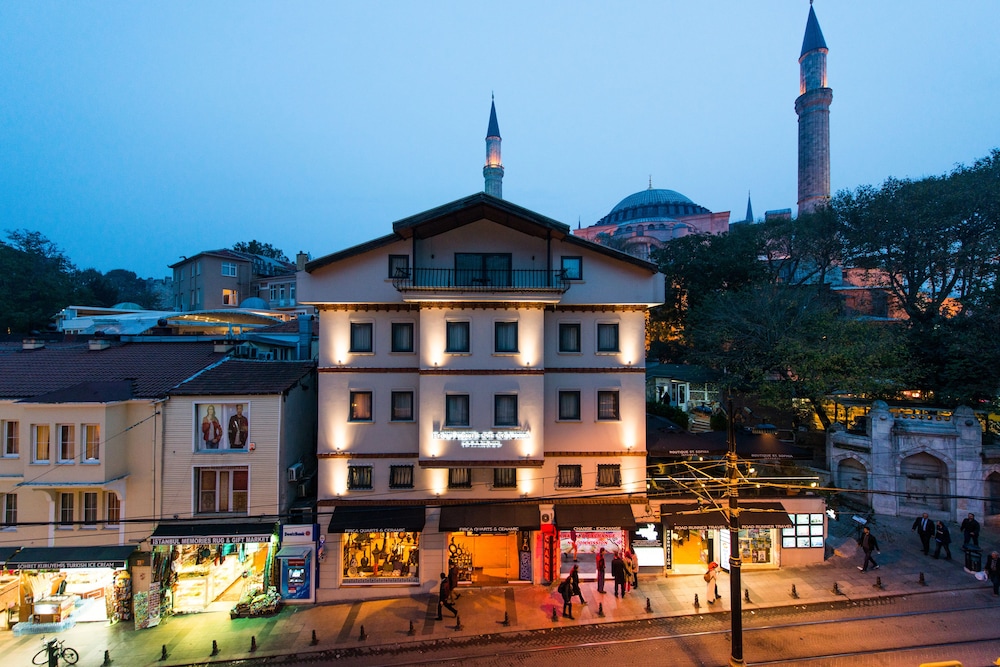 Hotel Saint Sophia — 4-Star Luxury Hotel in Istanbul, Turkey
