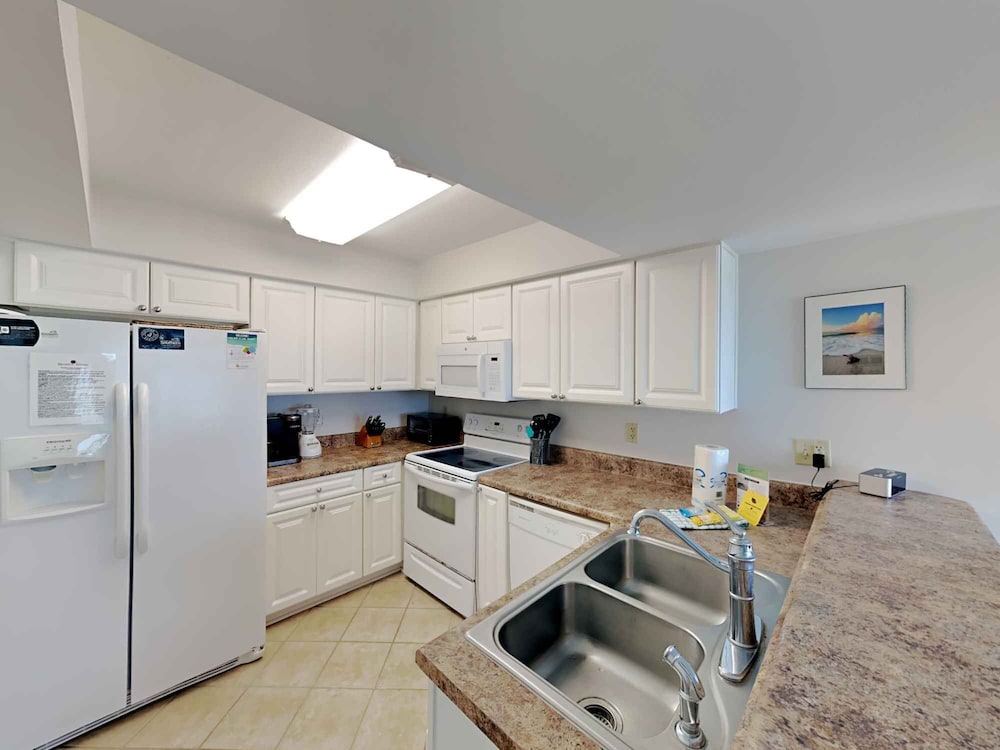 Regency Towers by Southern Vacation Rentals - photo 162