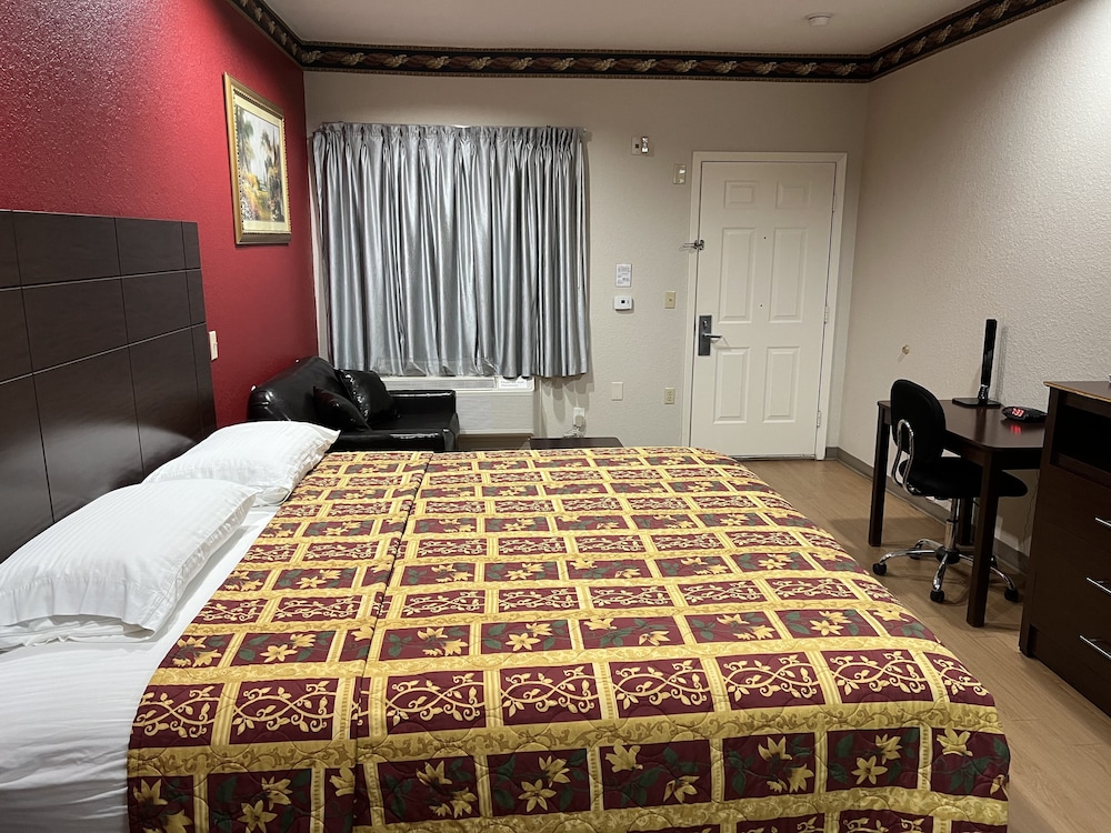 Scott Inn and Suites Houston - photo 6