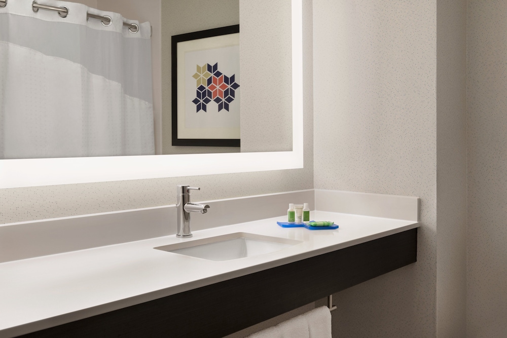 Holiday Inn Express & Suites McAlester by IHG - photo 17