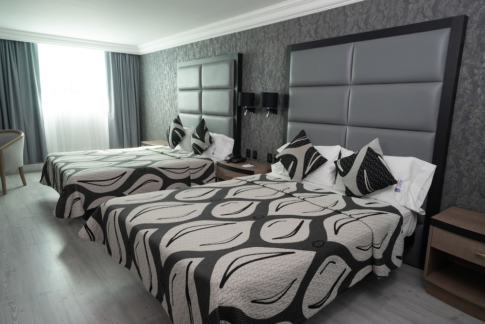 Hotel Monaco - last minute hotel in Mexico City
