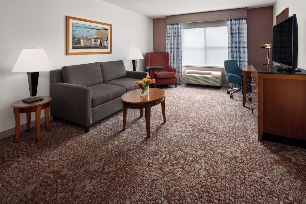 Hilton Garden Inn Milford - photo 17