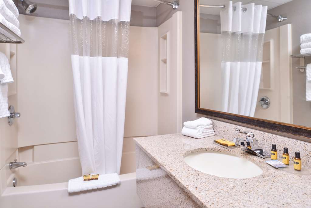 Best Western Plus Kelly Inn - photo 54
