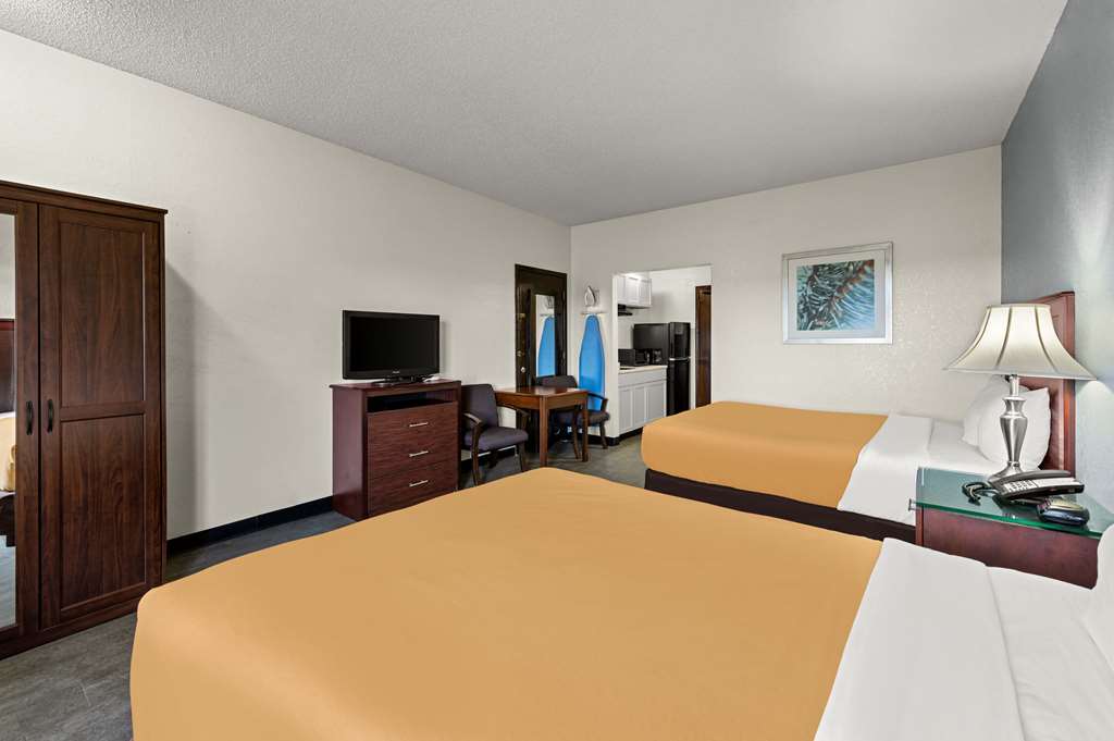 Suburban Studios Kansas City Airport North - photo 15