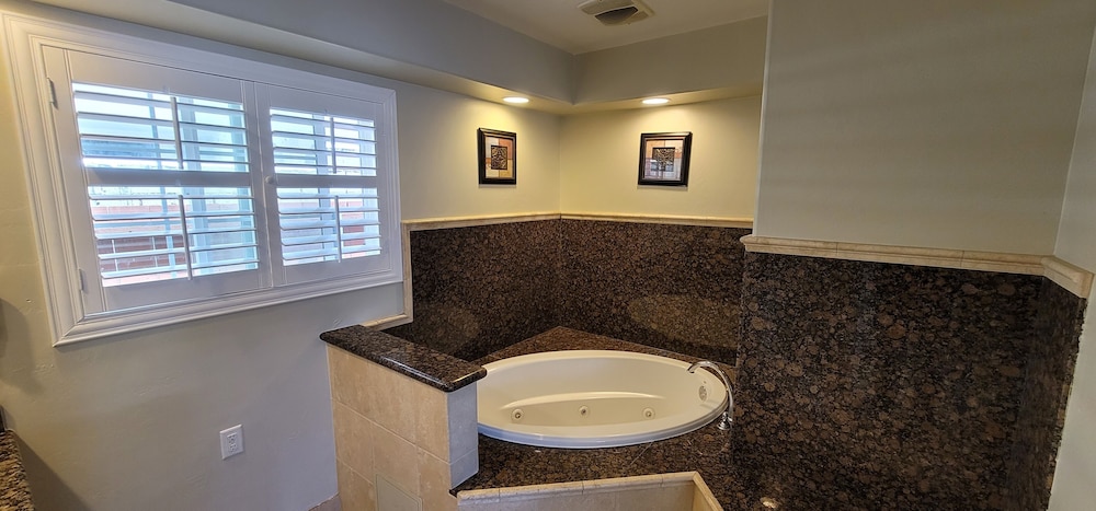 Pismo Beachwalker Inn & Suites - photo 51