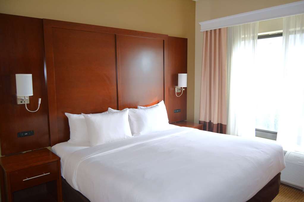 Comfort Suites Lancaster Amish Country - photo 9