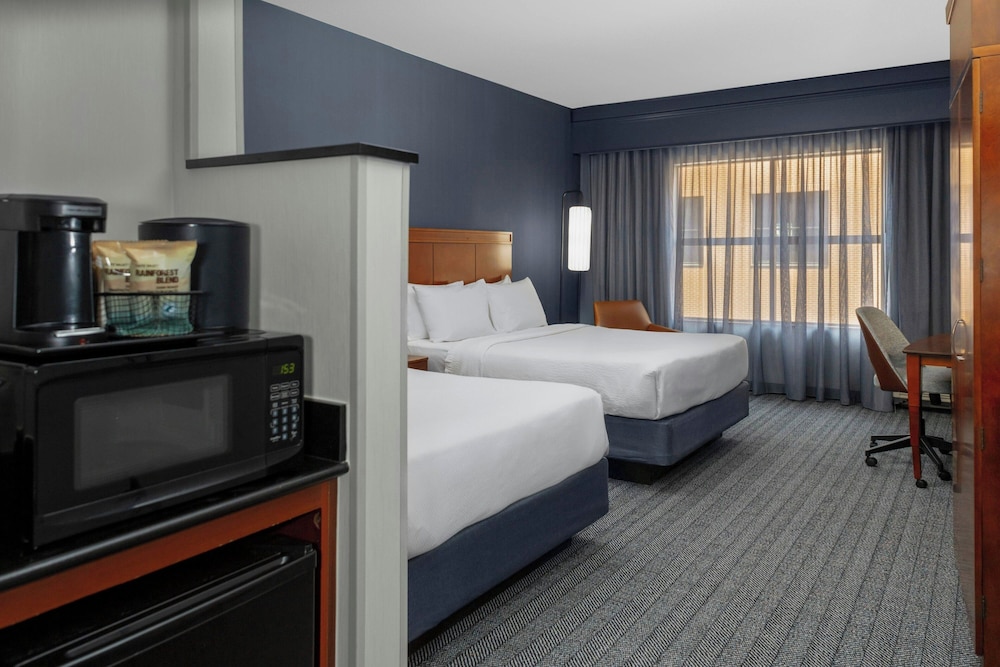 Courtyard by Marriott Reading Wyomissing - photo 12