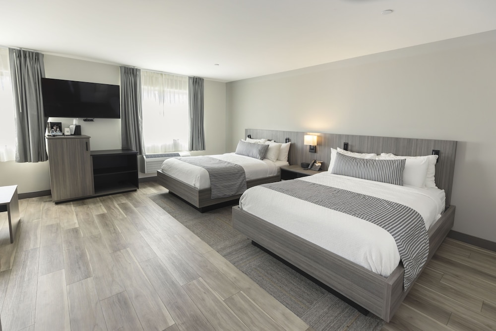 The Farmstead Hotel - photo 14