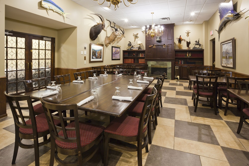DoubleTree by Hilton Austin MN - photo 33